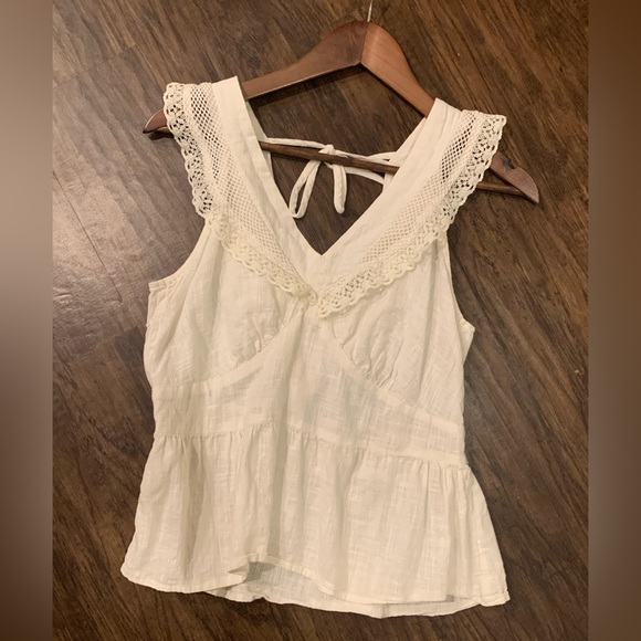 Old Navy Tops - Old navy Cream Lace Trim Women's Top size medium